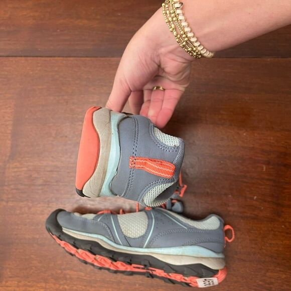 Keen Youth Terradora II Kids Gray Size 4 Athletic Shoes Drawstring Lace Low Top - Picture 2 of 10